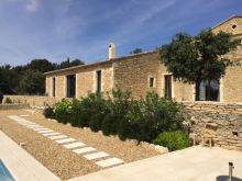 Abord de piscine en clapicette